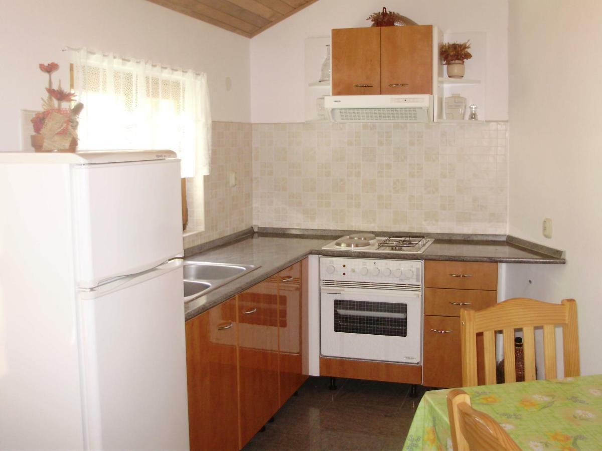 Apartman Kristina And Free Parking Mali Lošinj Exterior foto